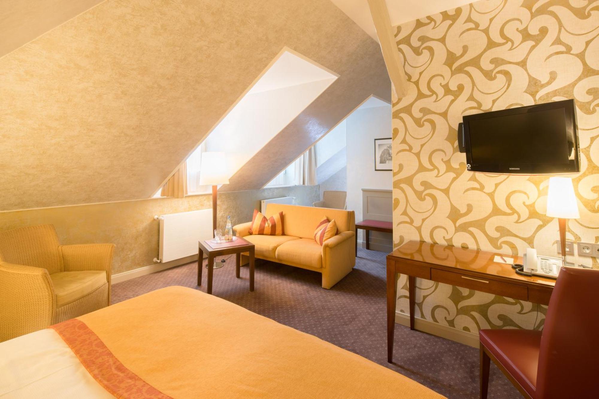 Parkhotel Gueldene Berge Weißenfels Eksteriør billede